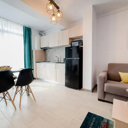 아파트 Sunset Bellevue Spa & Pool Beach Năvodari