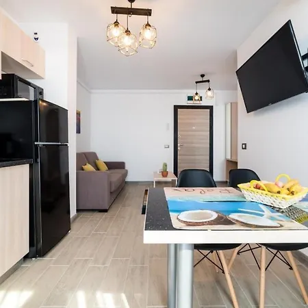 아파트 Sunset Bellevue Spa & Pool Beach Năvodari