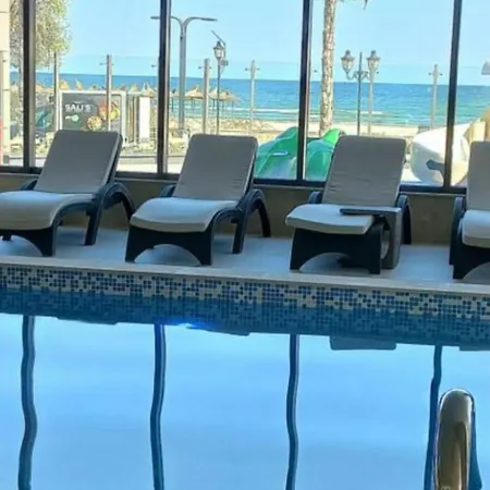 Sunset Bellevue Spa & Pool Beach * Năvodari